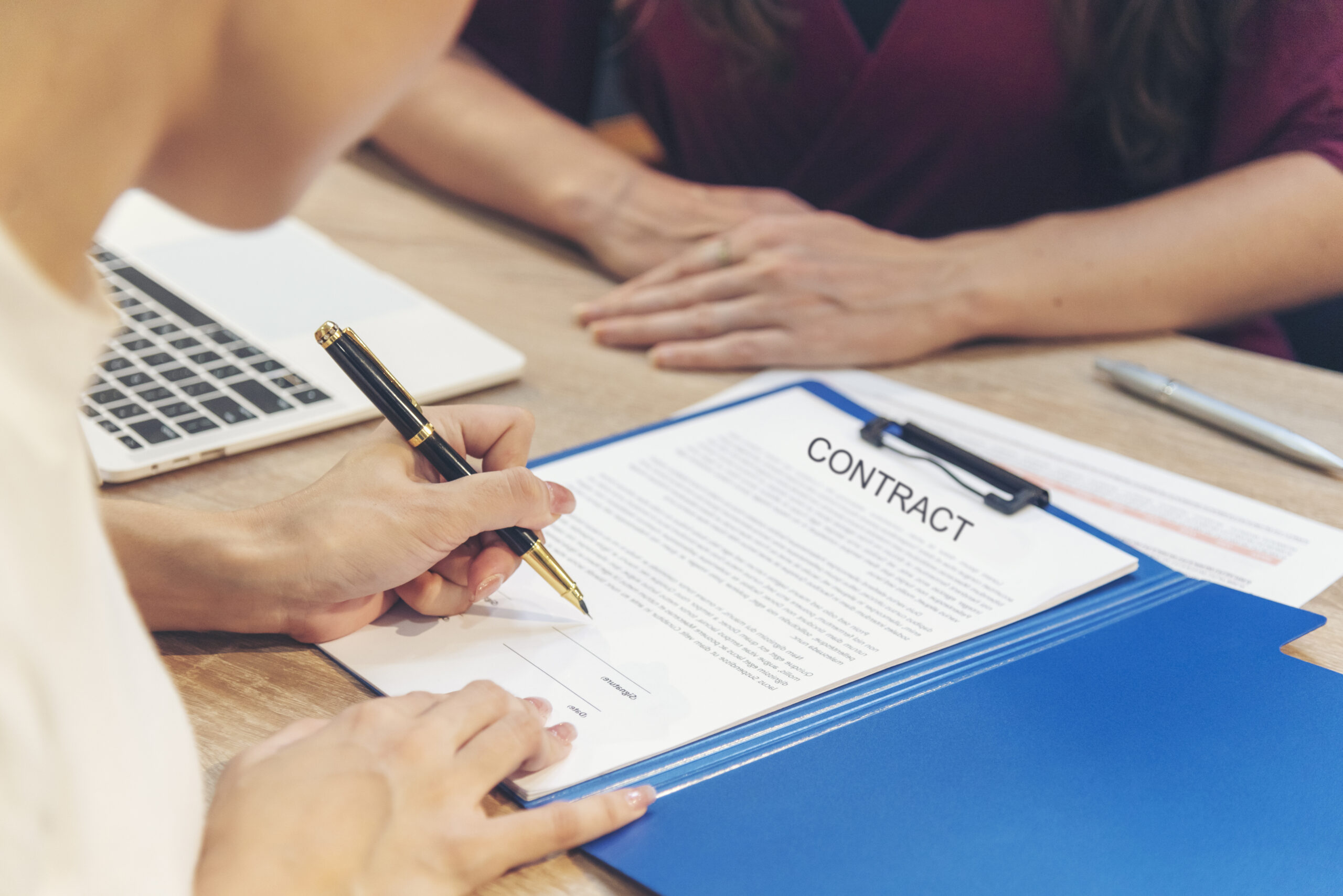 Read more about the article AI on the Jobsite: The Contract Clauses That Prevent 2026 Construction Disputes